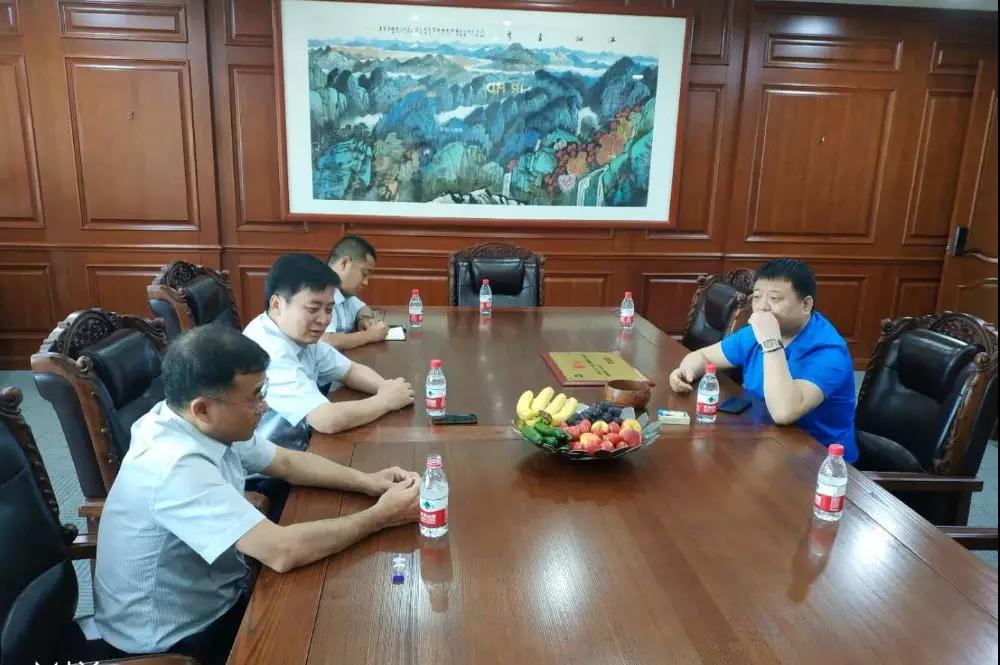 攜手并進，筑夢遠航，深化合作，共謀發展