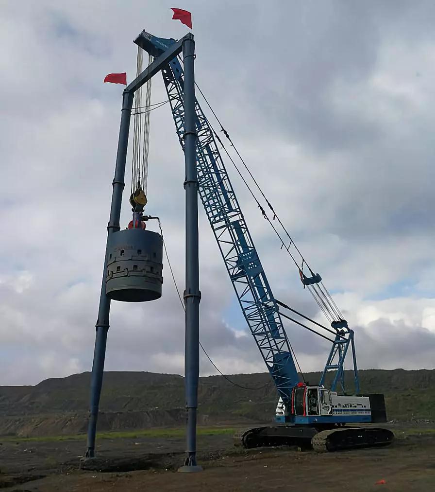 強(qiáng)強(qiáng)聯(lián)手·夯定未來！鄭宇強(qiáng)夯配合寧夏天斧138噸大錘震撼開錘