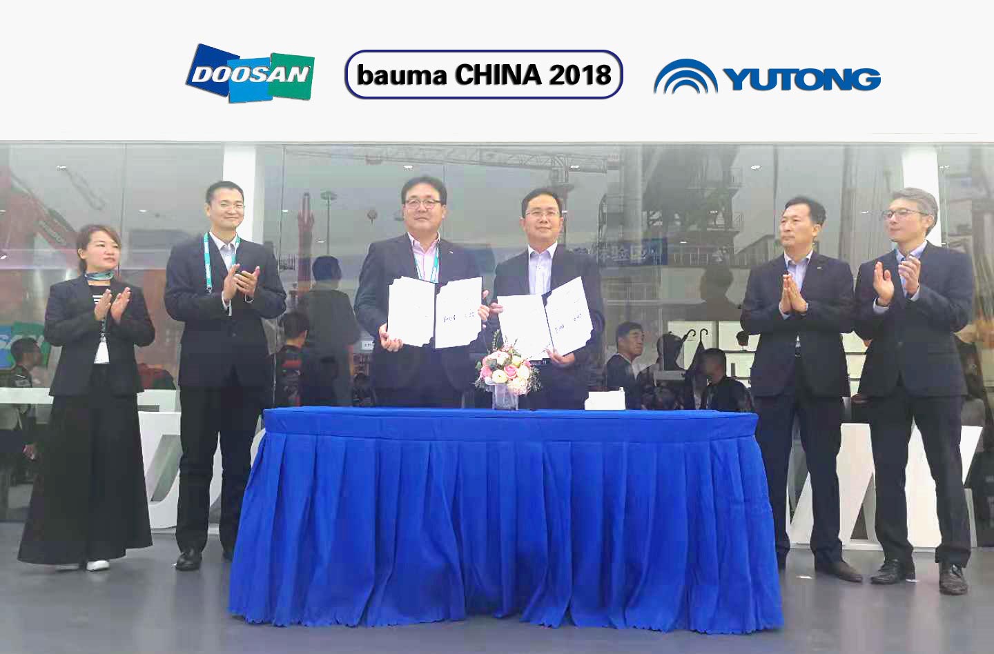 15億！宇通·宇通重裝簽訂2018上海寶馬展大訂單