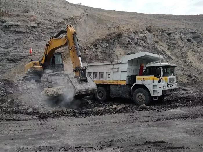 宇通重裝純電動礦用車內蒙試車