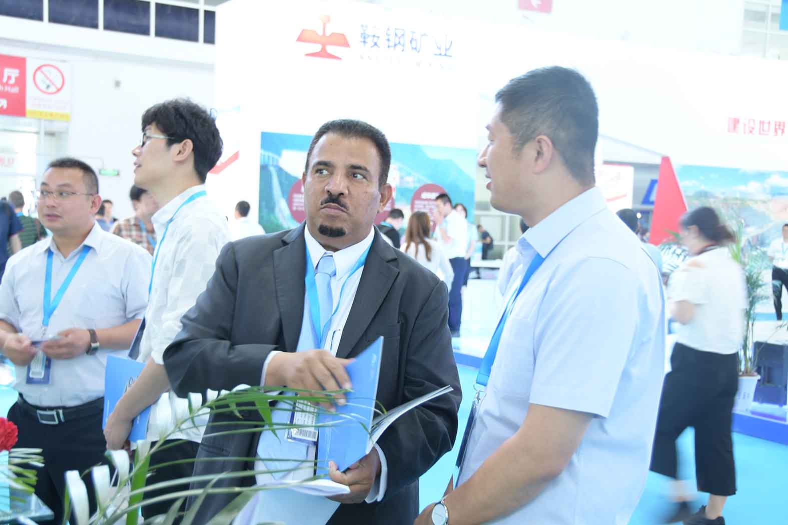 引領未來▲宇通純電動礦用車閃耀2019CIME展會